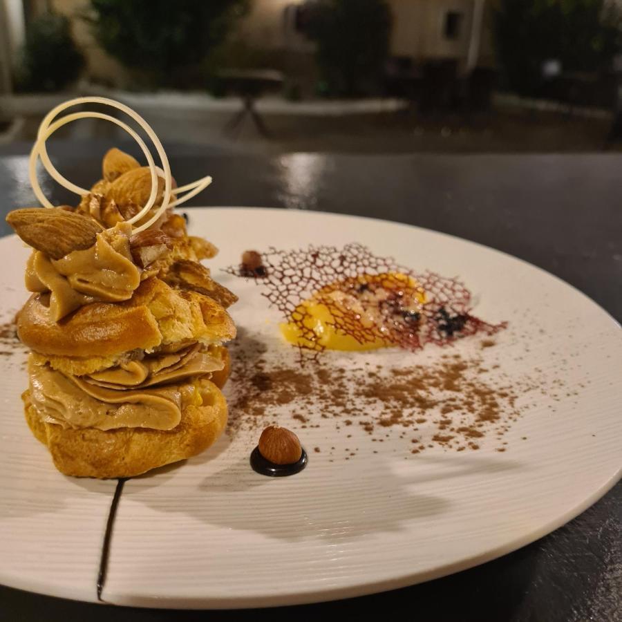 Hotel Le Coin Fleuri Digne-les-Bains Esterno foto